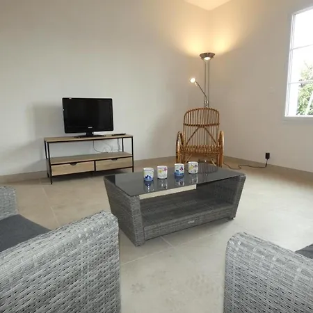 Maison Vendeenne 6 Pers, Animaux Bienvenus, Proche & Commerces - Fr-1-540-323 Holiday home *