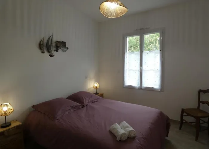 Maison Vendeenne 3 Ch, Prop. Animaux, Proche - Fr-1-540-323 Dom wakacyjny