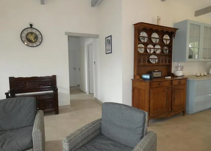 Maison Vendeenne 3 Ch, Prop. Animaux, Proche - Fr-1-540-323 *